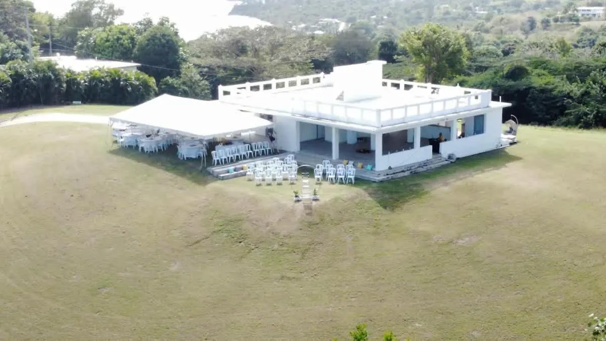 Ocean View Villa Steps Away From Beach Yabucoa